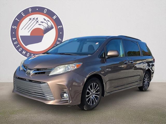 2019 Toyota Sienna XLE 8 Passenger