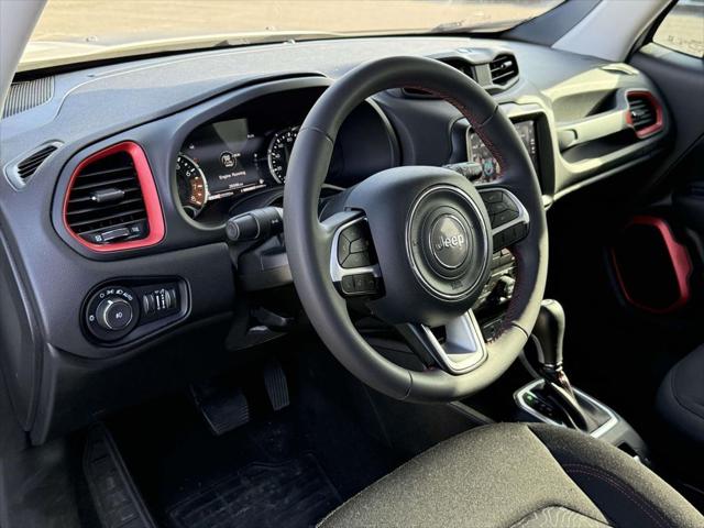 2023 Jeep Renegade Trailhawk 4x4