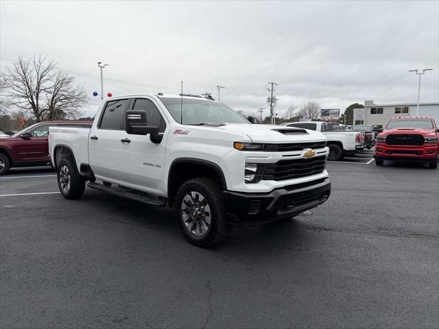 2024 Chevrolet Silverado 2500HD 4WD Crew Cab Standard Bed Custom