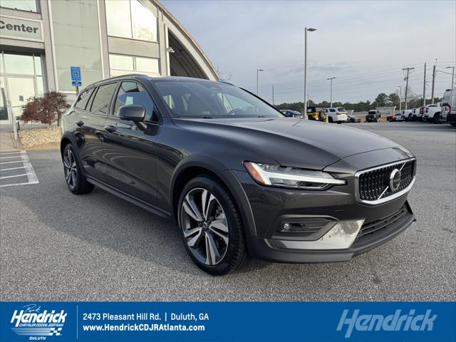 2025 Volvo V60 Cross Country Plus, B5 AWD Gas (mild hybrid) 2025 Volvo V60 Cross Country Plus, B5 AWD Gas (mild hybrid)
