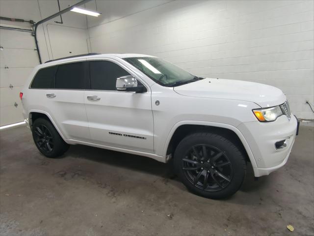 2018 Jeep Grand Cherokee Overland 4x4 2018 Jeep Grand Cherokee Overland 4x4