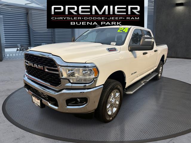 2024 RAM 2500 Big Horn Crew Cab 4x4 64 Box