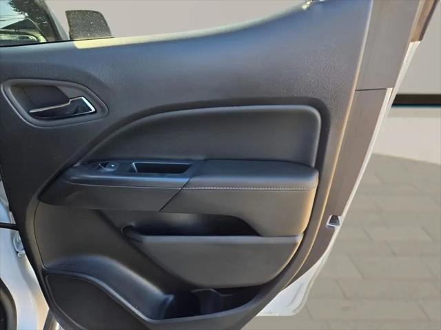 2022 GMC Canyon 4WD Crew Cab Short Box AT4 - Leather