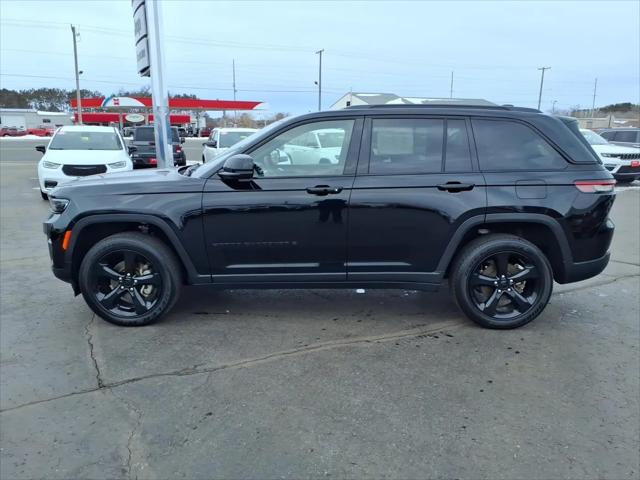 2023 Jeep Grand Cherokee Altitude 4x4
