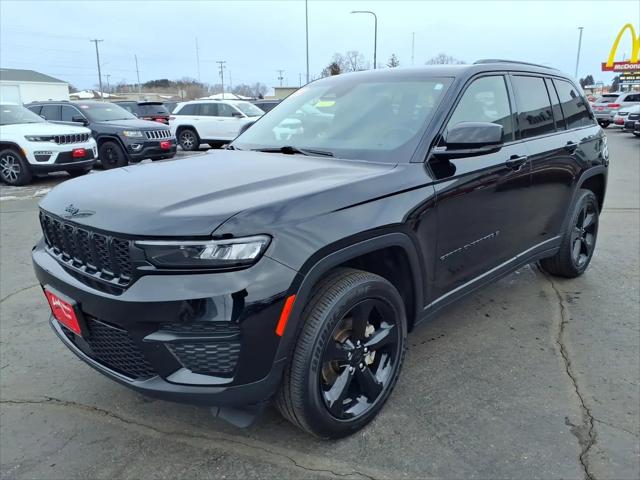 2023 Jeep Grand Cherokee Altitude 4x4
