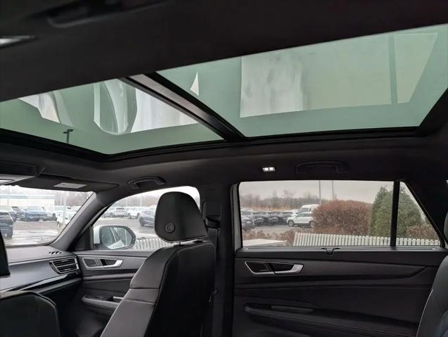 2026 Volkswagen Atlas Cross Sport SEL Premium R-Line