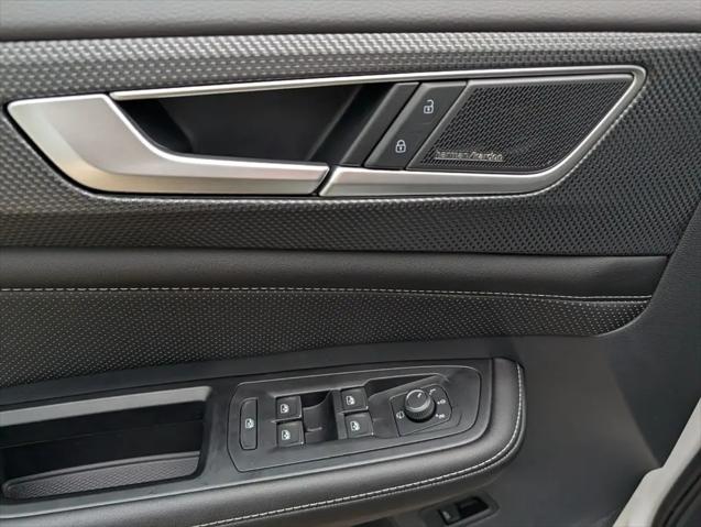 2026 Volkswagen Atlas Cross Sport SEL Premium R-Line