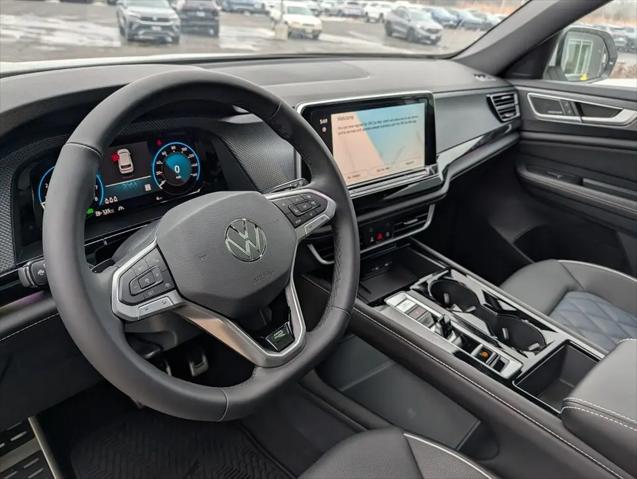 2026 Volkswagen Atlas Cross Sport SEL Premium R-Line