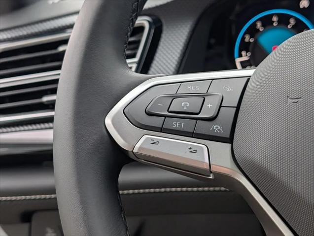 2026 Volkswagen Atlas Cross Sport SEL Premium R-Line