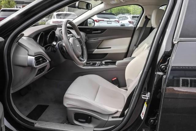 2018 Jaguar XE 25t Premium