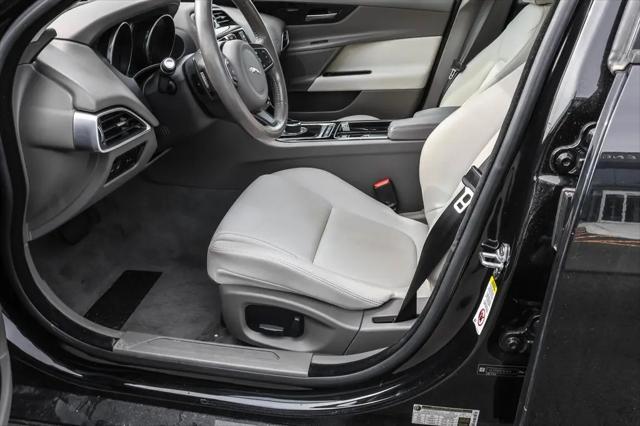 2018 Jaguar XE 25t Premium