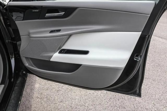 2018 Jaguar XE 25t Premium