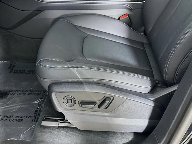 2026 Audi Q8 Premium Plus 55 TFSI quattro Tiptronic