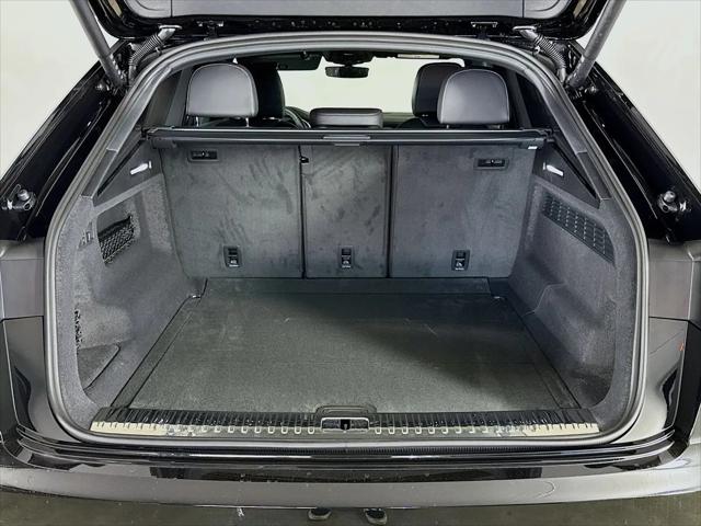 2026 Audi Q8 Premium Plus 55 TFSI quattro Tiptronic