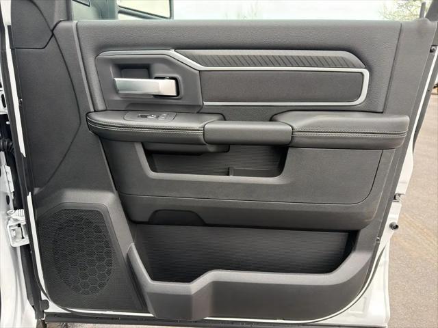 2026 Ram 2500 Big Horn Crew Cab 4x4 8' Box
