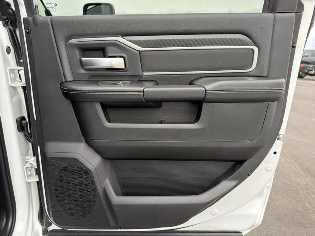 2026 Ram 2500 Big Horn Crew Cab 4x4 8' Box