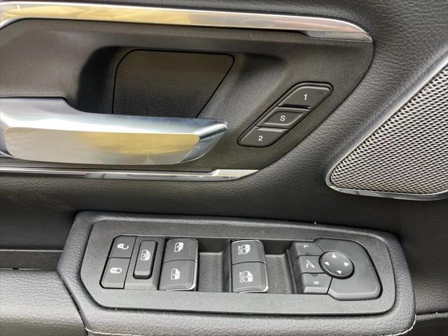2026 Ram 1500 Laramie Crew Cab 4x4 5'7" Box
