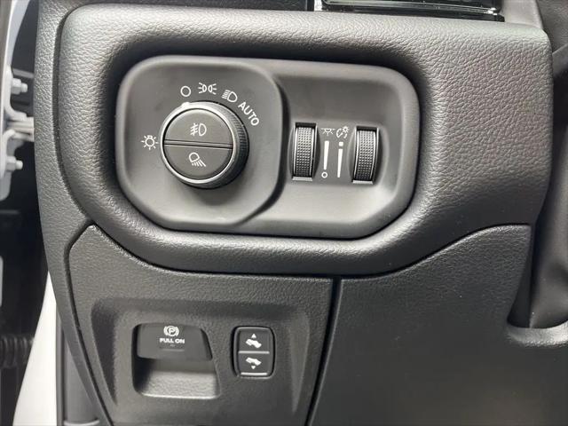 2026 Ram 1500 Laramie Crew Cab 4x4 5'7" Box