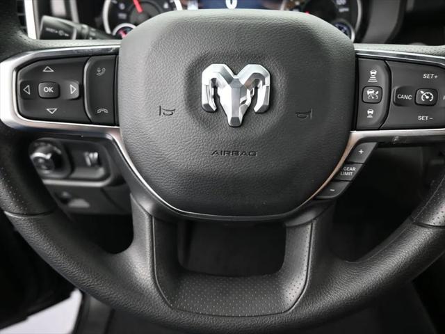 2026 Ram 1500 Express Crew Cab 4x4 5'7" Box