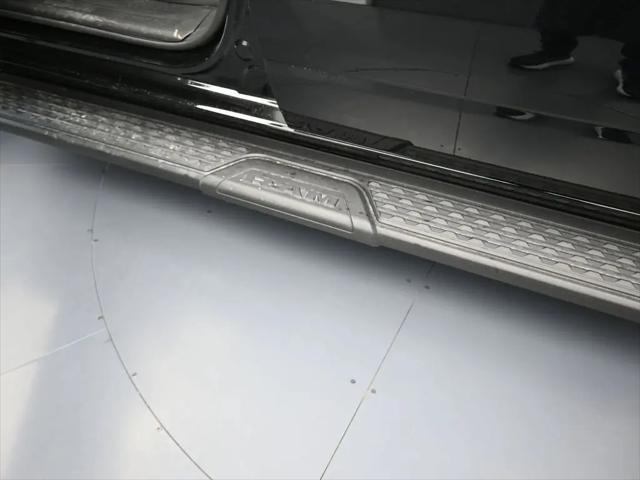 2026 Ram 1500 Express Crew Cab 4x4 5'7" Box