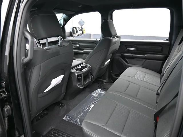 2026 Ram 1500 Express Crew Cab 4x4 5'7" Box