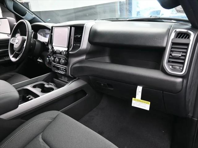 2026 Ram 1500 Express Crew Cab 4x4 5'7" Box