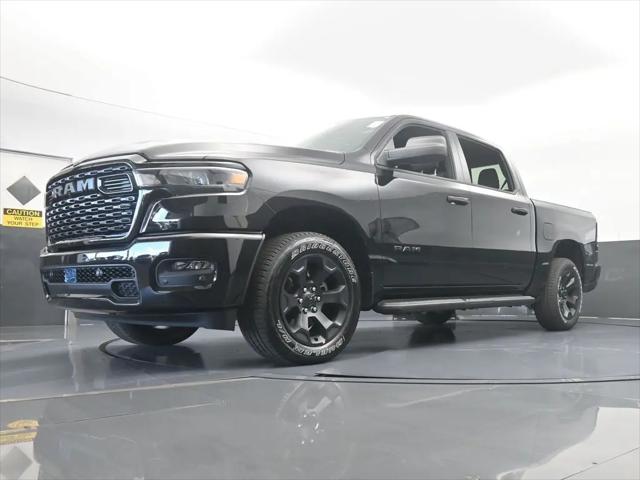 2026 Ram 1500 Express Crew Cab 4x4 5'7" Box