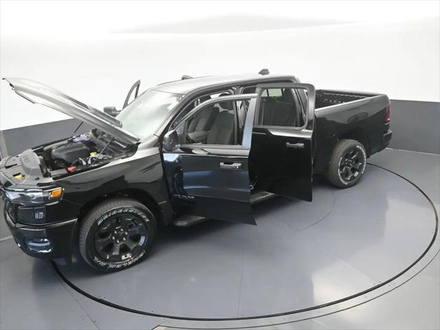 2026 Ram 1500 Express Crew Cab 4x4 5'7" Box