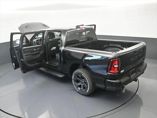 2026 Ram 1500 Express Crew Cab 4x4 5'7" Box