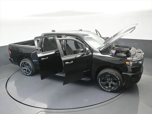 2026 Ram 1500 Express Crew Cab 4x4 5'7" Box