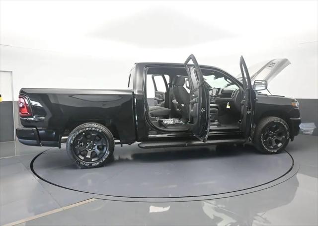 2026 Ram 1500 Express Crew Cab 4x4 5'7" Box