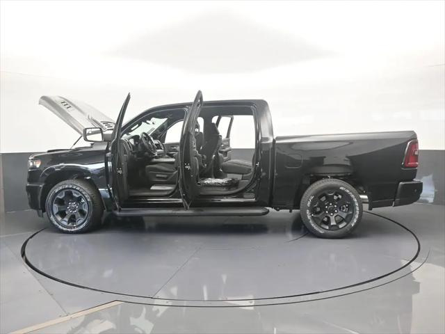 2026 Ram 1500 Express Crew Cab 4x4 5'7" Box