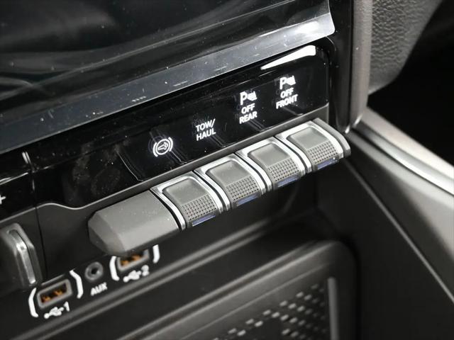 2026 Ram 3500 Laramie Mega Cab 4x4 64 Box