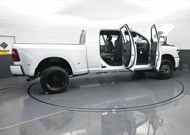 2026 Ram 3500 Laramie Mega Cab 4x4 64 Box