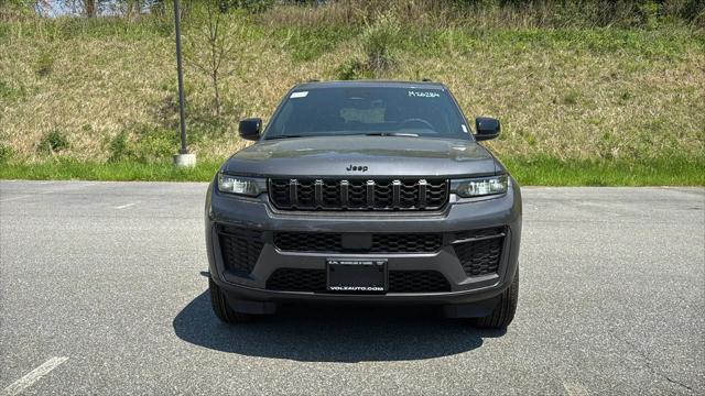 2026 Jeep Grand Cherokee L Altitude 4x4