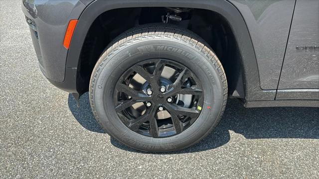 2026 Jeep Grand Cherokee L Altitude 4x4