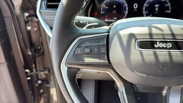 2026 Jeep Grand Cherokee L Altitude 4x4