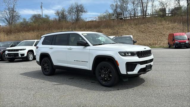 2026 Jeep Grand Cherokee L Altitude 4x4