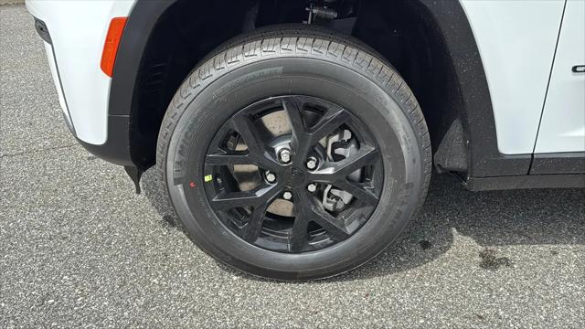 2026 Jeep Grand Cherokee L Altitude 4x4