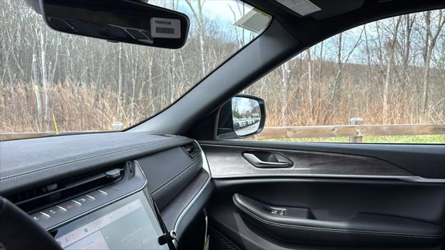 2026 Jeep Grand Cherokee L Altitude 4x4
