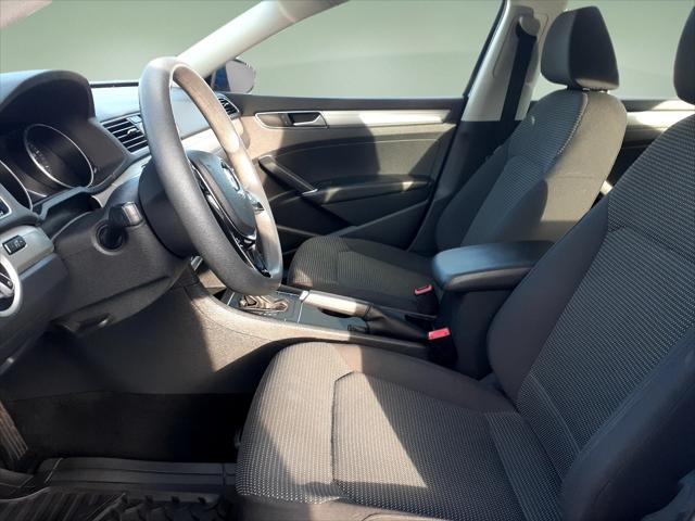 2016 Volkswagen Passat 1.8T S