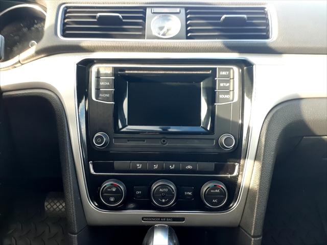 2016 Volkswagen Passat 1.8T S