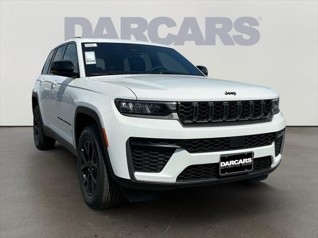 2026 Jeep Grand Cherokee GRAND CHEROKEE LAREDO ALTITUDE 4X4