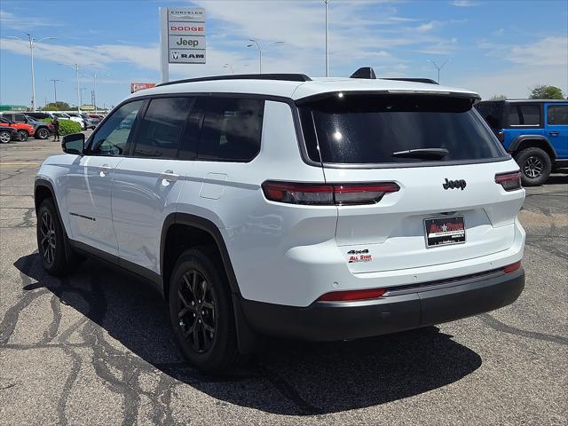 2026 Jeep Grand Cherokee GRAND CHEROKEE L LAREDO ALTITUDE 4X4