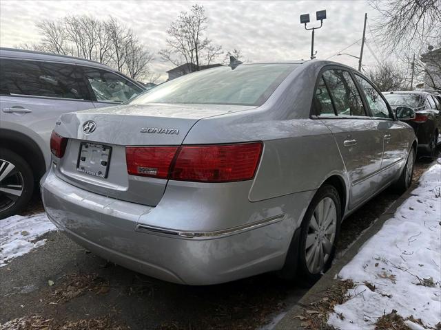2009 Hyundai Sonata Limited [4]