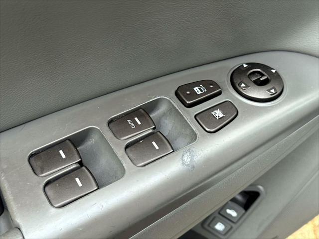 2009 Hyundai Sonata Limited [11]