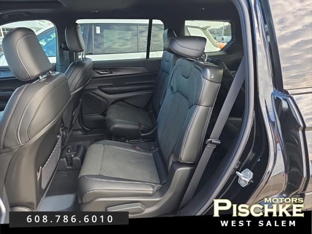 2025 Jeep Grand Cherokee L Altitude X 4x4