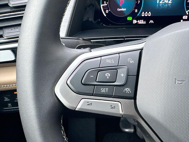 2026 Volkswagen Atlas Cross Sport SE with Technology