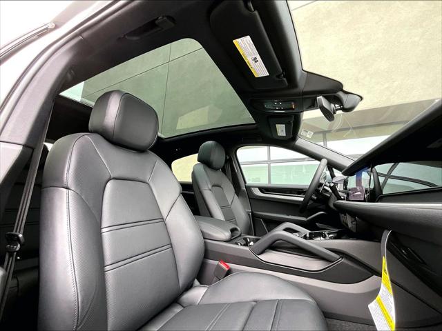 2026 Porsche Cayenne E-Hybrid Unknown
