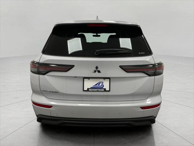 2026 Mitsubishi Outlander ES 1.5T S-AWC